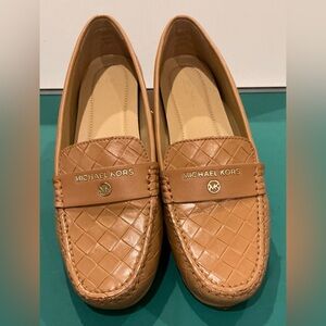 Michael Kors Camel Leather Fulton Moccasin Women’s Size 6